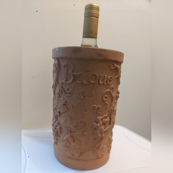 Ceramic Wine Cooler Heavy Terracotta "Brique a Vin" Outdoor Wine cooler - Picture 3 of 11